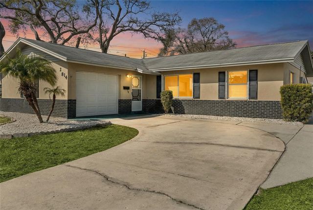 2814 20TH AVENUE DRIVE W, Bradenton, FL 34205