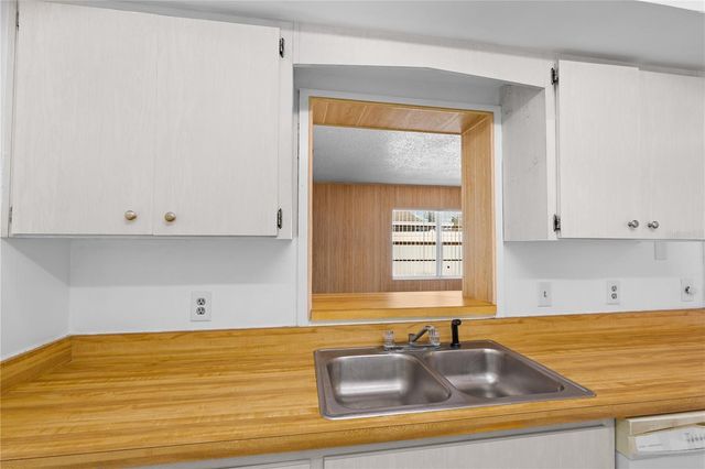 2814 20TH AVENUE DRIVE W, Bradenton, FL 34205