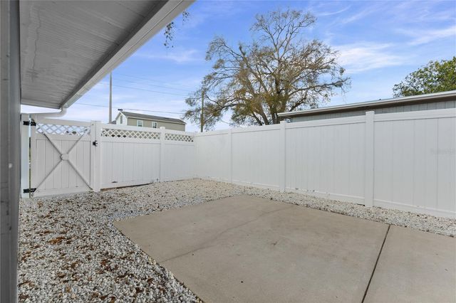 2814 20TH AVENUE DRIVE W, Bradenton, FL 34205