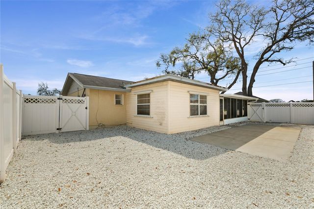 2814 20TH AVENUE DRIVE W, Bradenton, FL 34205