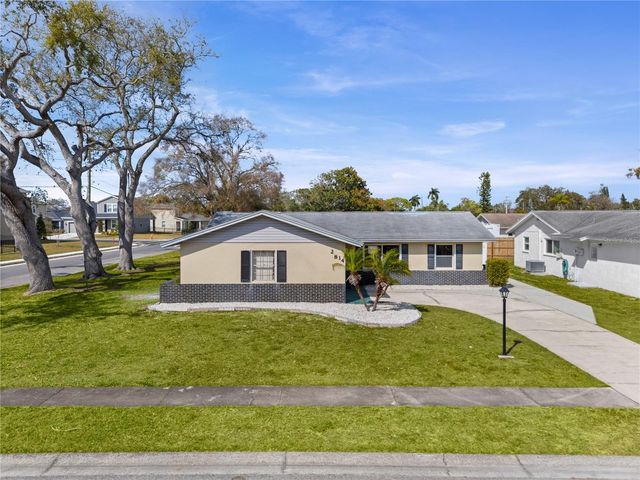 2814 20TH AVENUE DRIVE W, Bradenton, FL 34205