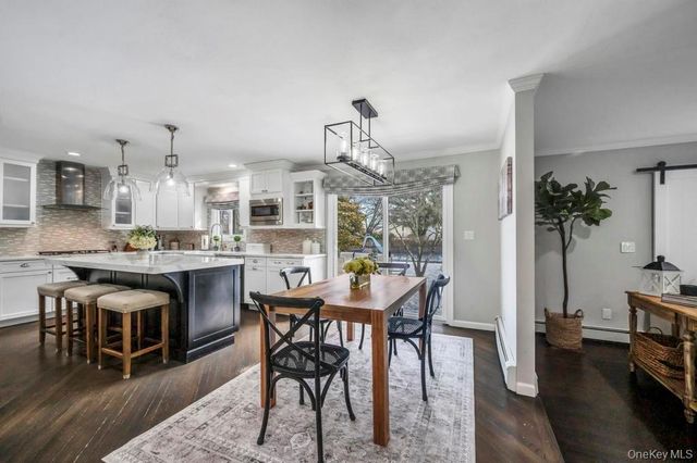 4 Long Meadow Road, Commack, NY 11725