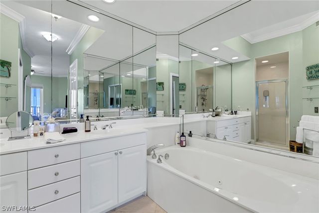 400 Flagship DR 1206, Naples, FL 34108