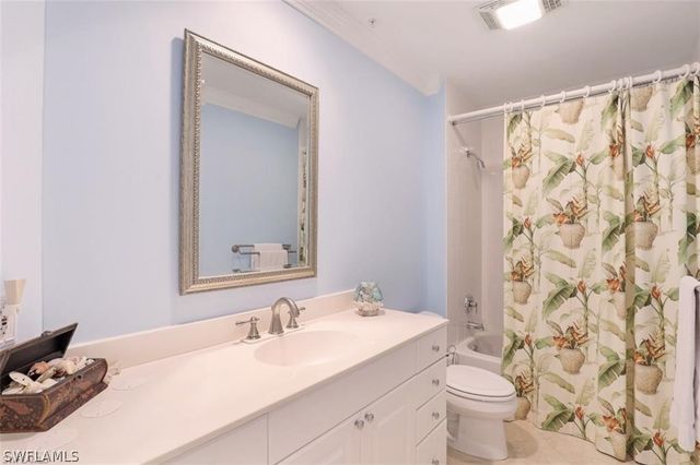 400 Flagship DR 1206, Naples, FL 34108