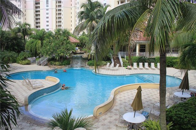 400 Flagship DR 1206, Naples, FL 34108