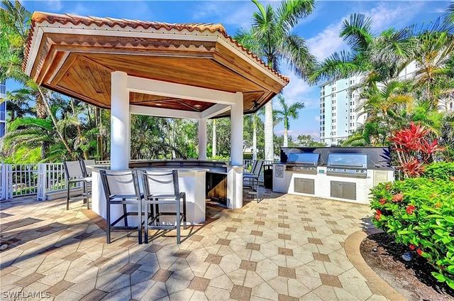 400 Flagship DR 1206, Naples, FL 34108