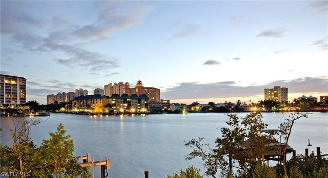 400 Flagship DR 1206, Naples, FL 34108