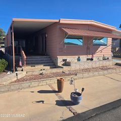 5656 W Flying Cir Street, Tucson, AZ 85713