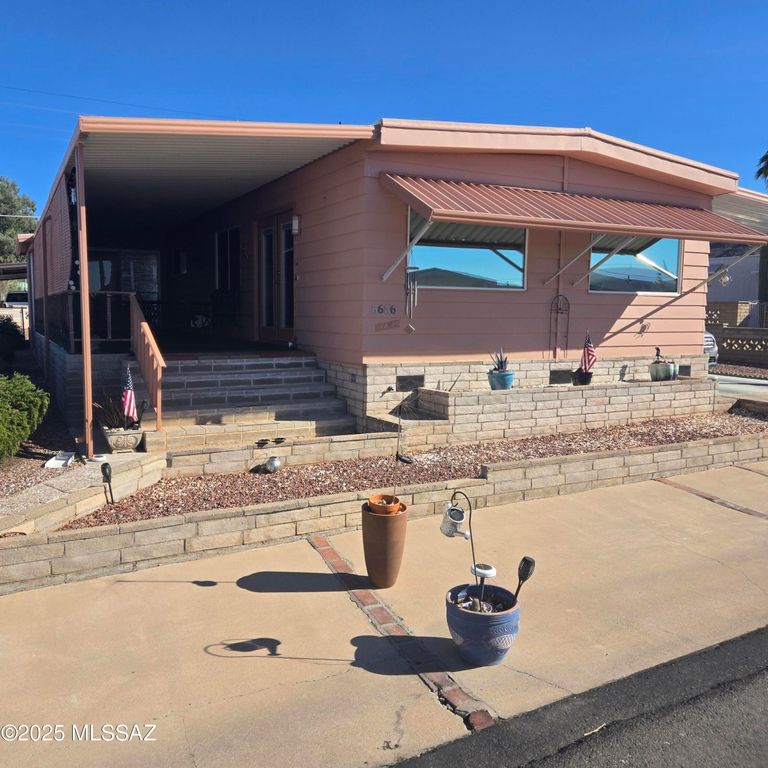 5656 W Flying Cir Street, Tucson, AZ 85713