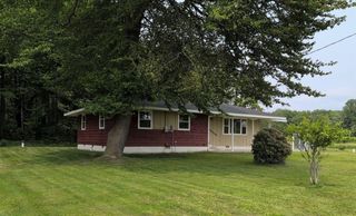 69034 42nd Avenue, Covert, MI 49043