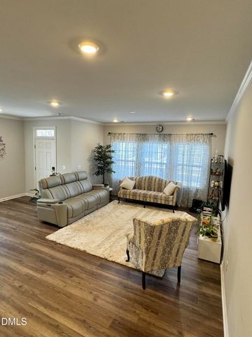 1839 Aspen River Lane, Apex, NC 27502