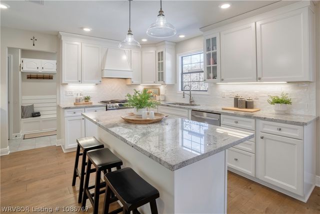 8905 Canterbury Cove, Fort Smith, AR 72903