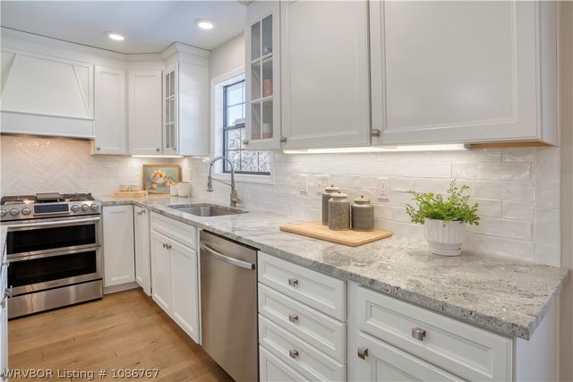 8905 Canterbury Cove, Fort Smith, AR 72903