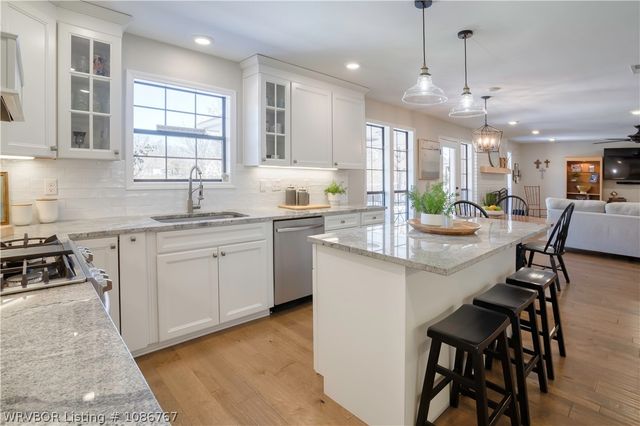 8905 Canterbury Cove, Fort Smith, AR 72903