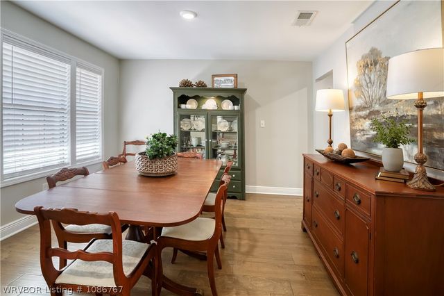 8905 Canterbury Cove, Fort Smith, AR 72903