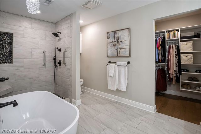 8905 Canterbury Cove, Fort Smith, AR 72903