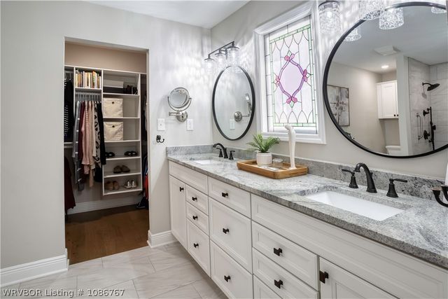 8905 Canterbury Cove, Fort Smith, AR 72903