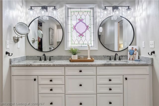 8905 Canterbury Cove, Fort Smith, AR 72903