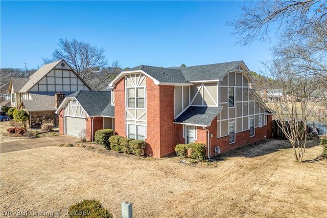 8905 Canterbury Cove, Fort Smith, AR 72903