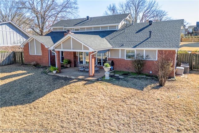 8905 Canterbury Cove, Fort Smith, AR 72903