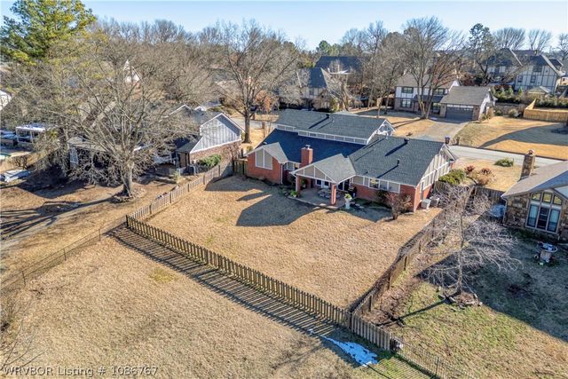8905 Canterbury Cove, Fort Smith, AR 72903