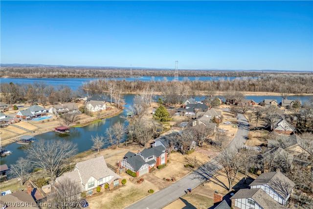 8905 Canterbury Cove, Fort Smith, AR 72903