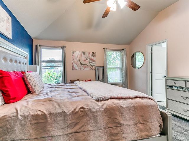 724 McConnell Drive, Yukon, OK 73099