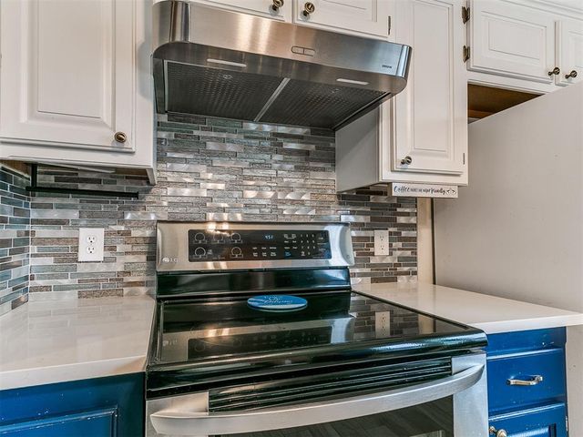 724 McConnell Drive, Yukon, OK 73099
