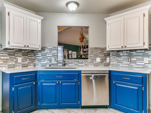 724 McConnell Drive, Yukon, OK 73099