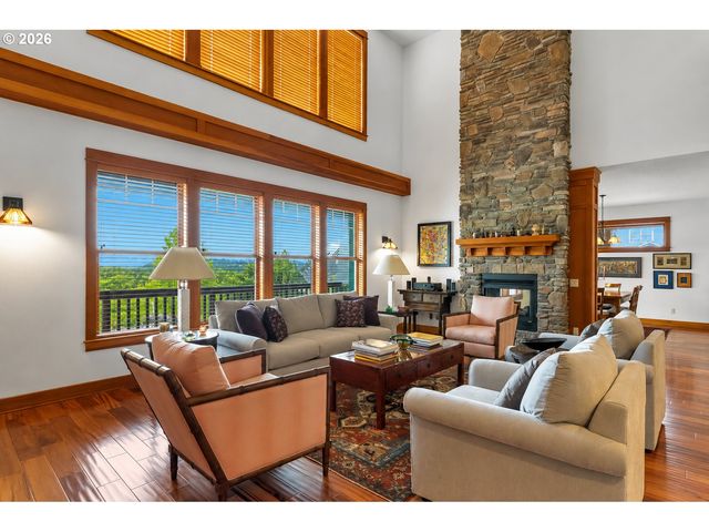 1126 CASCARA Loop, Salem, OR 97302