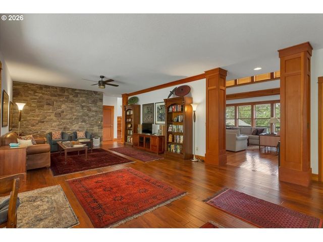 1126 CASCARA Loop, Salem, OR 97302