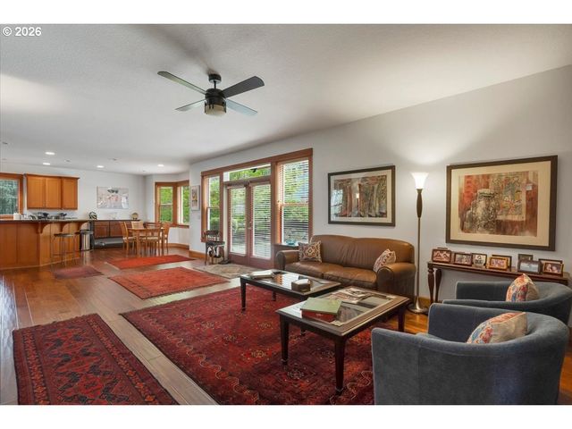 1126 CASCARA Loop, Salem, OR 97302