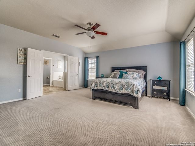 21206 Villa Valencia, San Antonio, TX 78258