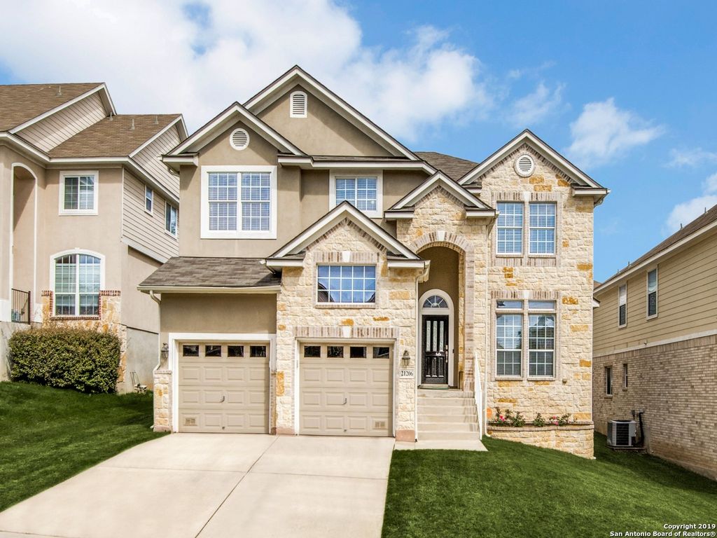 21206 Villa Valencia, San Antonio, TX 78258