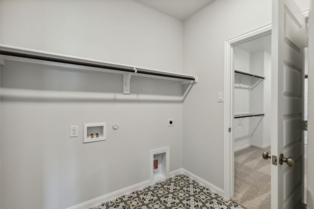 605 Bonnie Rose Lane, Van Alstyne, TX 75495