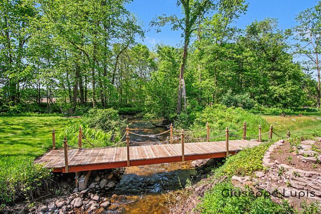 4861 Chauncey Drive Ne, Cannon Twp, MI 49306