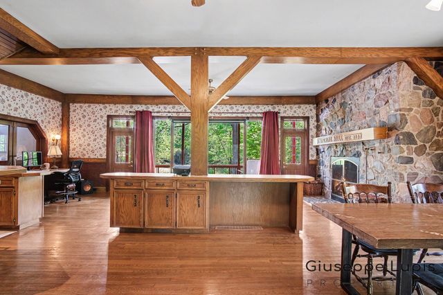 4861 Chauncey Drive Ne, Cannon Twp, MI 49306