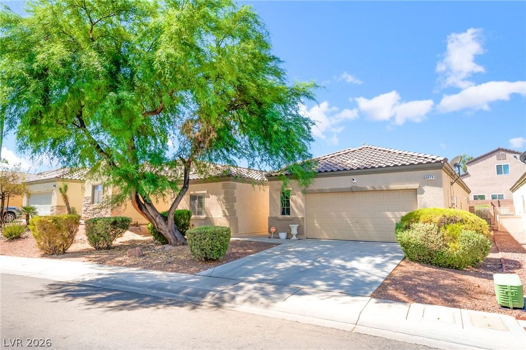 6613 Johnny Love Lane, North Las Vegas, NV 89086 — photo 2