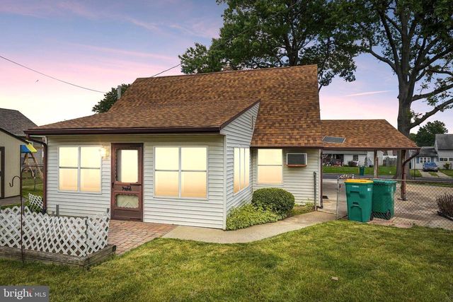 9 RUSTLEAF LN, Levittown, PA 19055