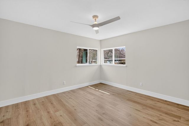 4313 Wren Haven Drive, Lakeside, TX 76135