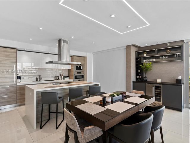 300 Sunny Isles Blvd 4-807, Sunny Isles Beach, FL 33160