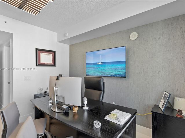 300 Sunny Isles Blvd 4-807, Sunny Isles Beach, FL 33160