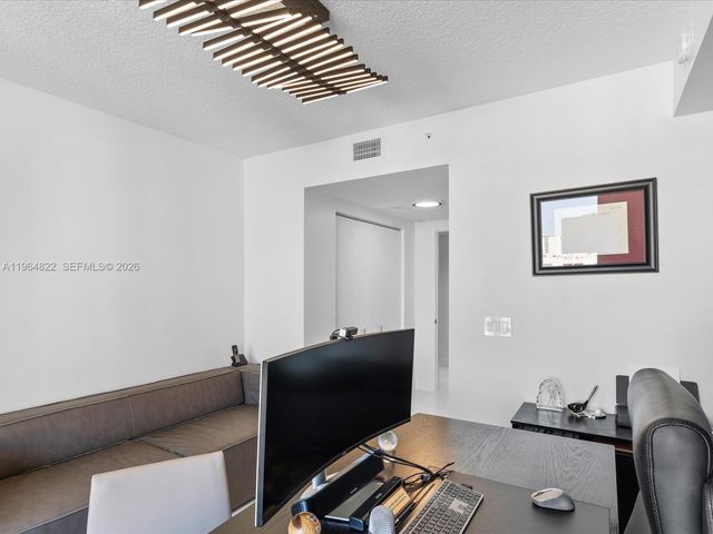 300 Sunny Isles Blvd 4-807, Sunny Isles Beach, FL 33160