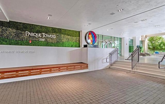 300 Sunny Isles Blvd 4-807, Sunny Isles Beach, FL 33160