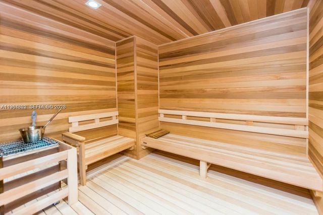 300 Sunny Isles Blvd 4-807, Sunny Isles Beach, FL 33160