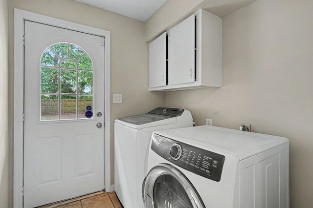 1384 Bud Graham Rd., Galivants Ferry, SC 29544