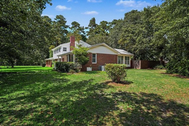 1384 Bud Graham Rd., Galivants Ferry, SC 29544