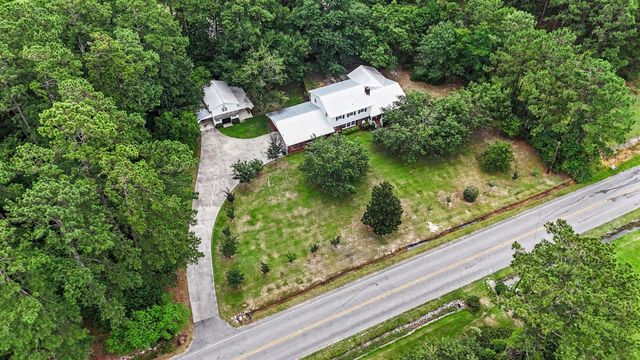1384 Bud Graham Rd., Galivants Ferry, SC 29544