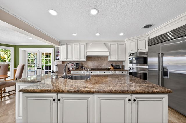 7411 Annapolis Lane, Parkland, FL 33067