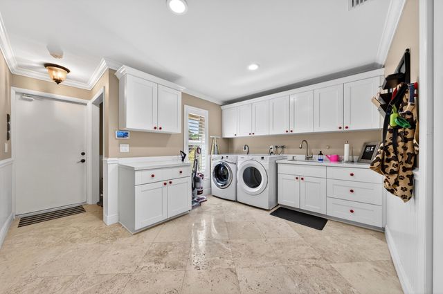 7411 Annapolis Lane, Parkland, FL 33067